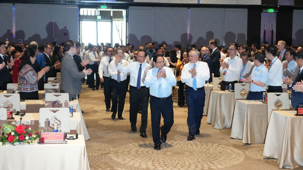 Thủ tướng Phạm Minh Chính và các đại biểu tham dự hội nghị. Ảnh: H.L