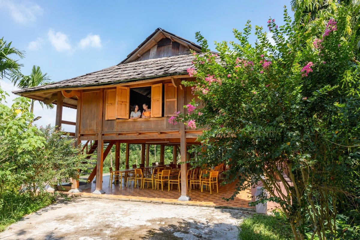 Với phương châm đồng hành cùng DN, nhà đầu tư, Hòa Bình cam kết tạo điều kiện thuận lợi nhất để các nhà đầu tư có một môi trường đầu tư, kinh doanh thông thoáng, minh bạch, ổn định lâu dài, phát triển và thịnh vượng.