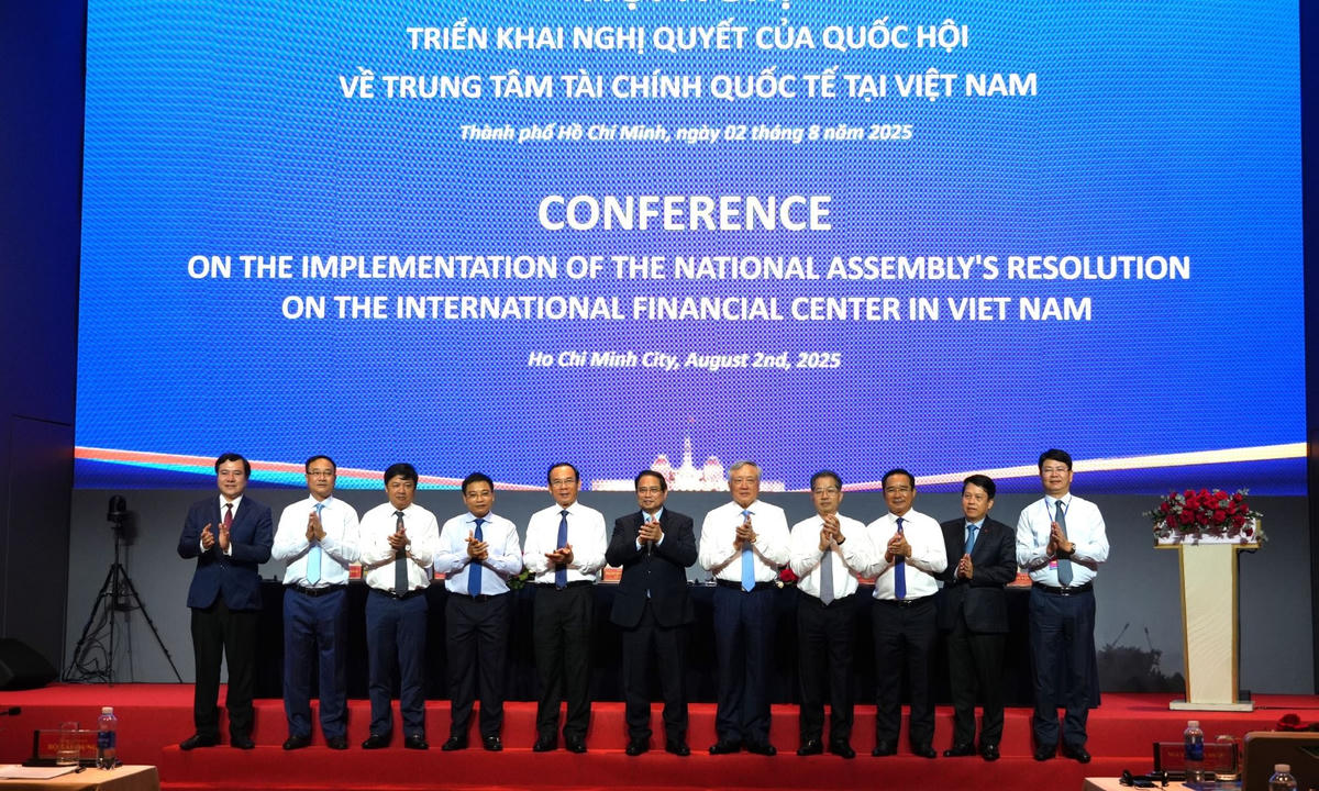 Ra mắt Ban Chỉ đạo quốc gia về Trung tâm Tài chính quốc tế tại Việt Nam. Ảnh: H.