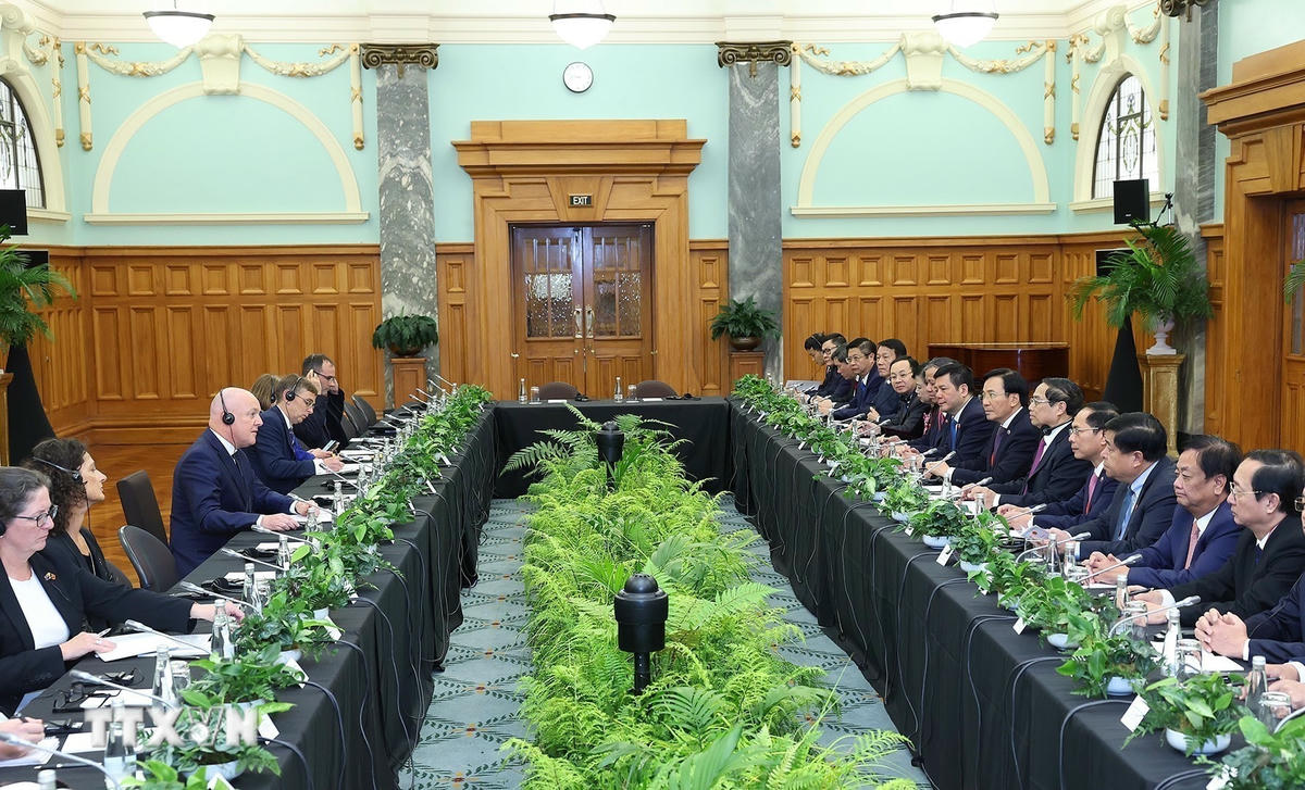 Thủ tướng Phạm Minh Chính hội đàm với Thủ tướng New Zealand Christopher Luxon. (Ảnh: Dương Giang/TTXVN) ttxvn-vn-nz-hoi-dam.jpg