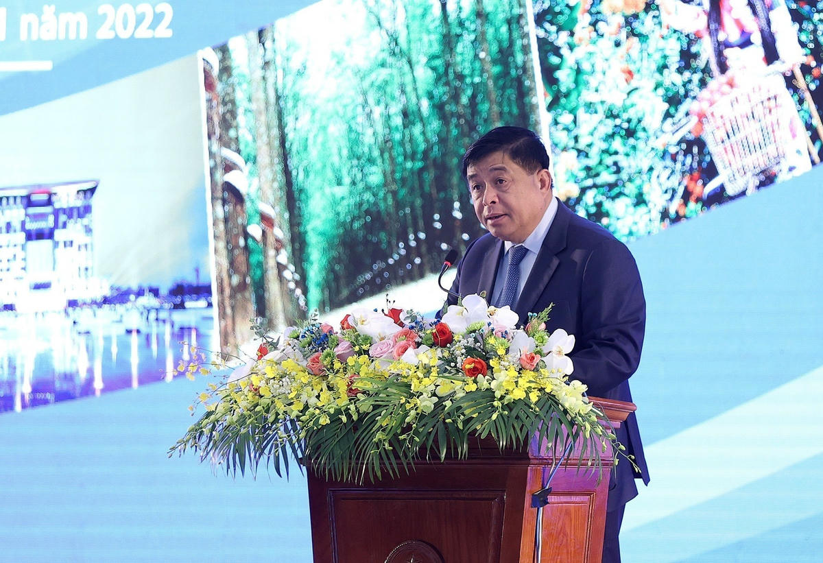 Bộ trưởng Bộ Kế hoạch và Đầu tư Nguyễn Chí Dũng phát biểu tại Hội nghị.