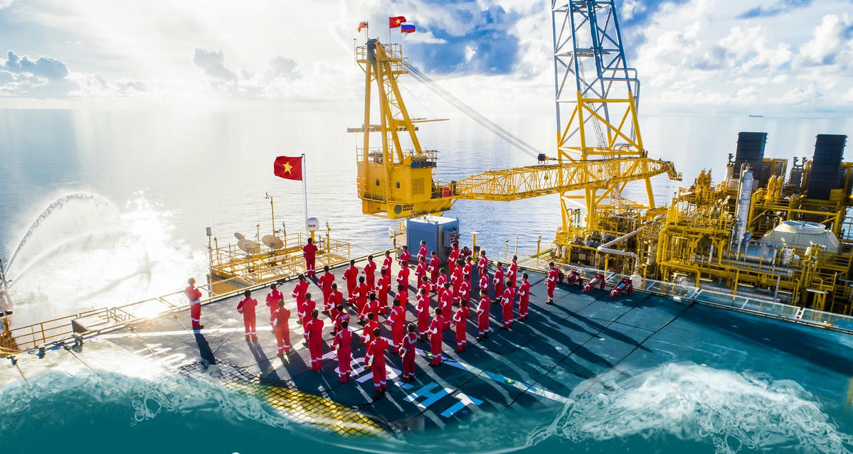 Người lao động Dầu khí trên Biển Đông.