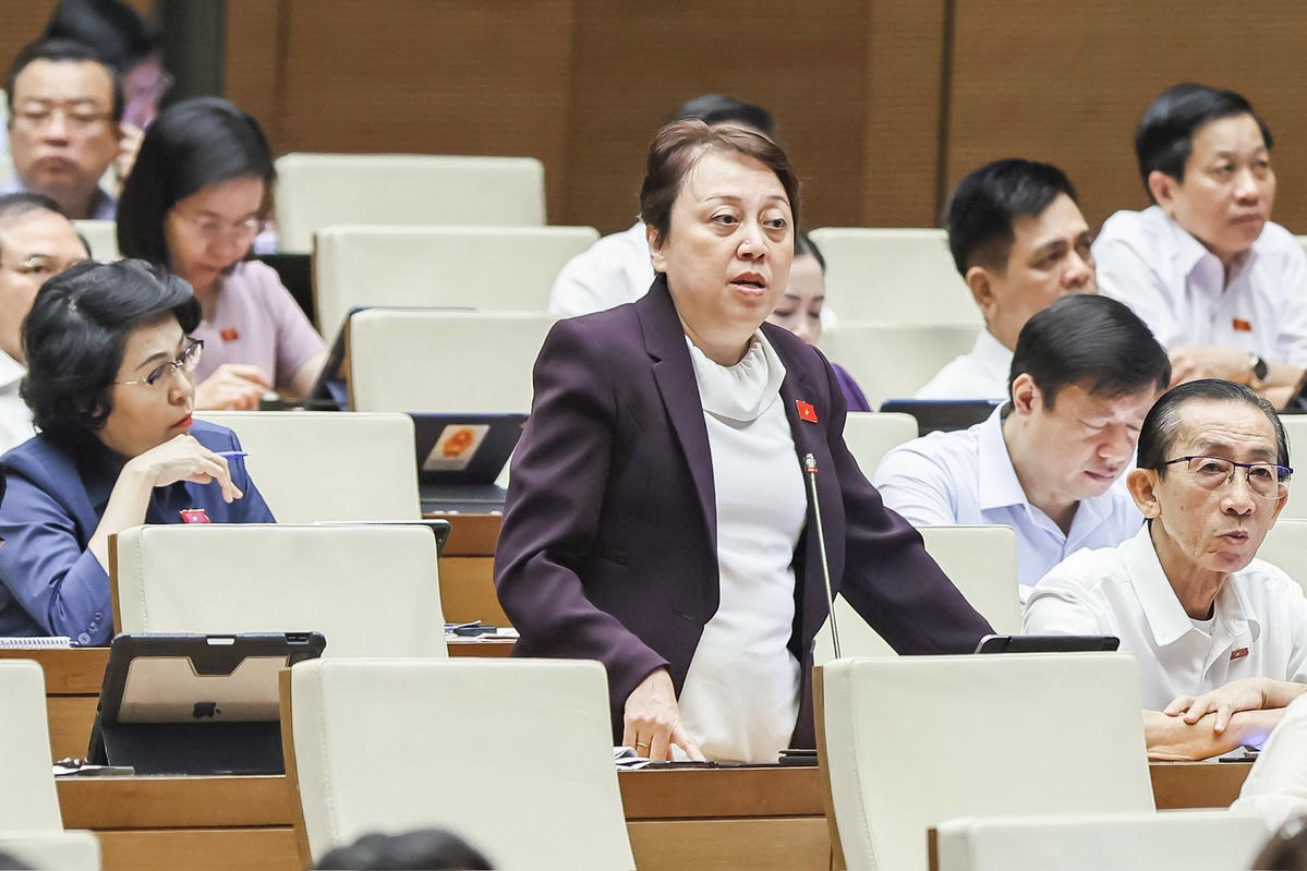 Đại biểu Quốc hội Phạm Khánh Phong Lan phát biểu (Ảnh: Quang Vinh)
