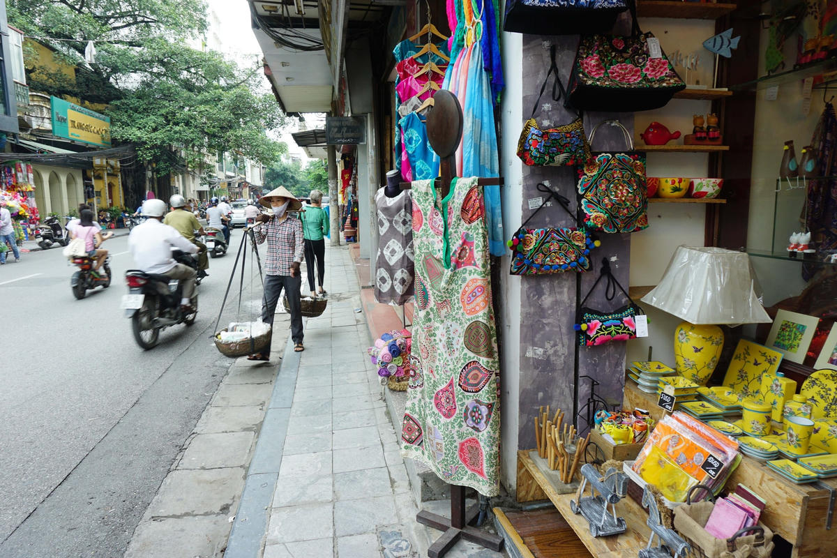 ‘Hồi sinh’ văn hóa phố cổ