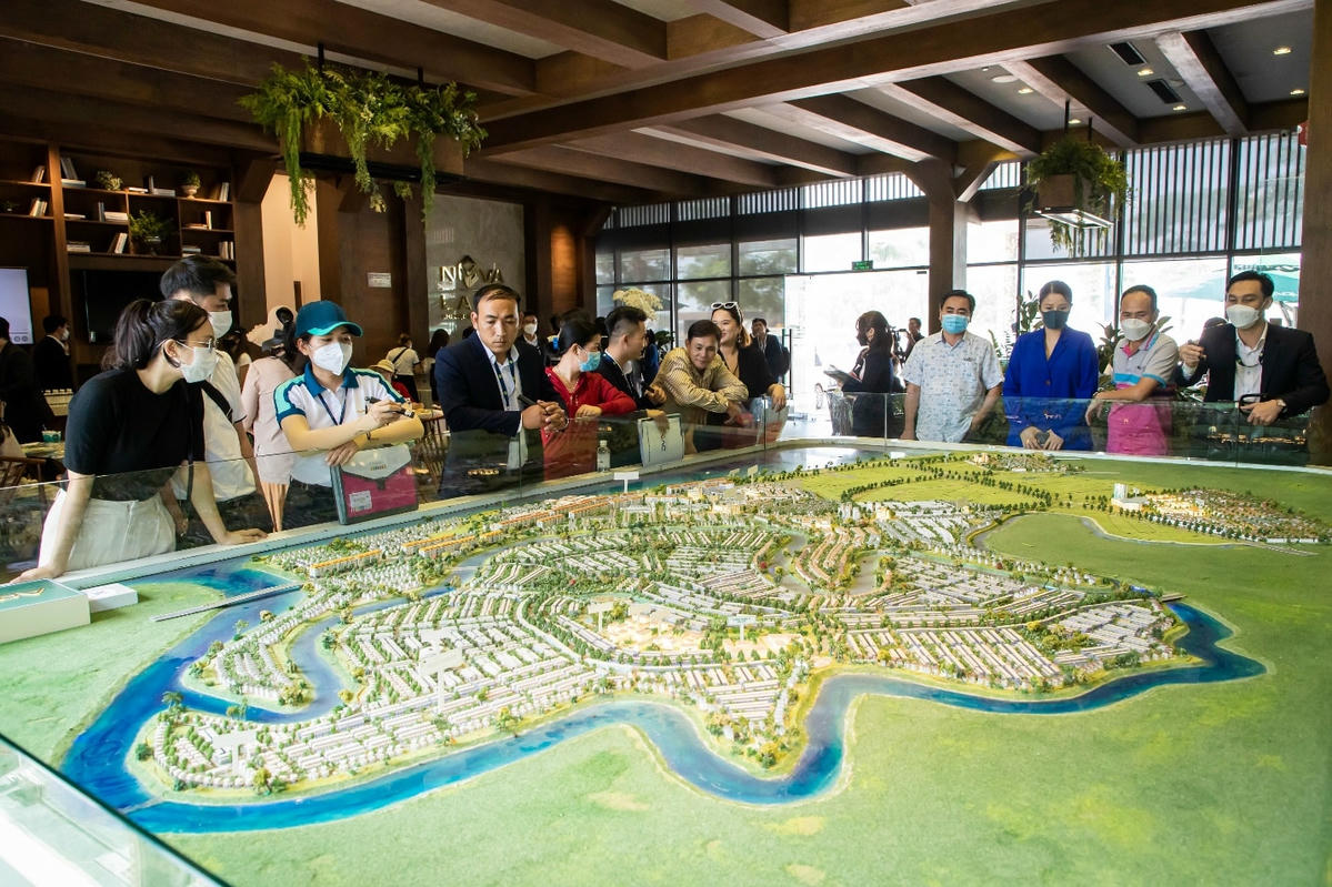 Các đô thị vệ tinh quy mô tại phía Đông TP HCM của những tập đoàn uy tín trở thành vùng trũng thu hút dòng vốn nhà đầu tư.