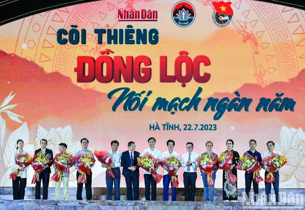 Đây là năm thứ hai liên tiếp Nam A Bank đồng hành cùng chương trình.