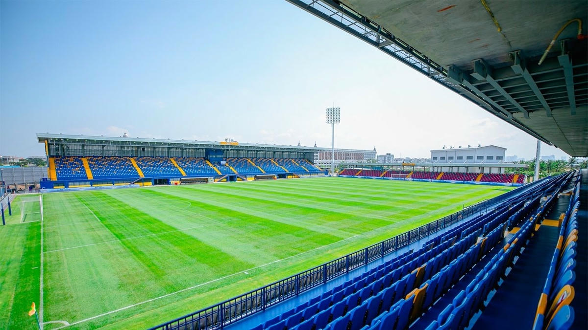 Sân Visakha (hay còn gọi là sân Prince) diễn ra các trận đấu thuộc bảng B nội dung bóng đá nam, có sự hiện diện của U22 Việt Nam (Ảnh: Getty).