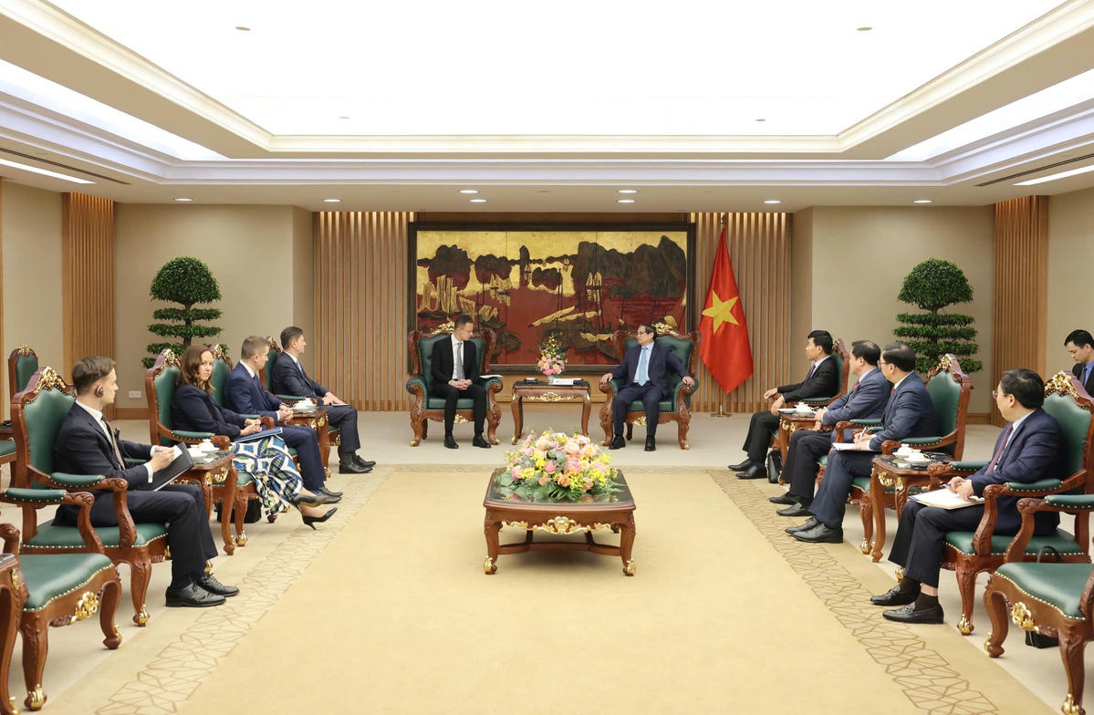 Hungary sẵn sàng giúp Việt Nam đào tạo 1.000 chuyên gia vận hành điện hạt nhân- Ảnh 3. Hungary sẵn sàng giúp Việt Nam đào tạo 1.000 chuyên gia vận hành điện hạt nhân- Ảnh 3.