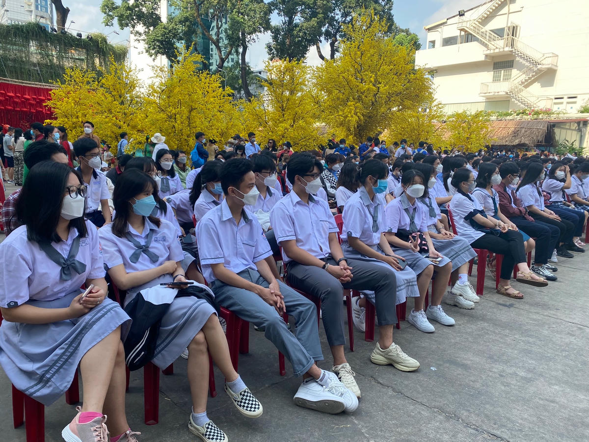 Học phí ở khối THPT và GDTX THPT dự kiến sẽ tăng cao.