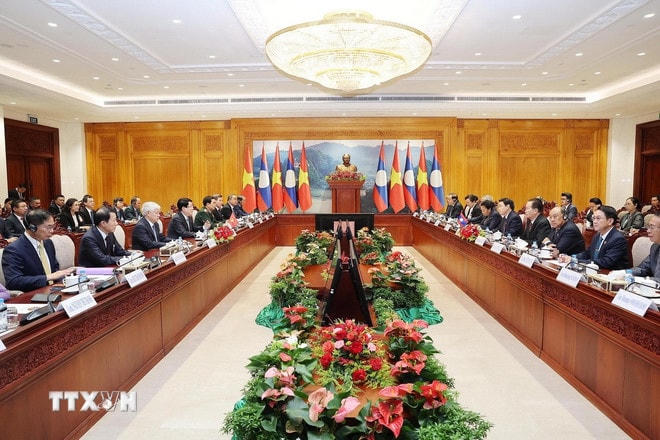 Chủ tịch nước Lương Cường hội kiến Chủ tịch Quốc hội Lào Saysomphone Phomvihane. (Ảnh: Lâm Khánh/TTXVN) ttxvn-chu-tich-nuoc-chu-tich-quoc-hoi-lao-4.jpg