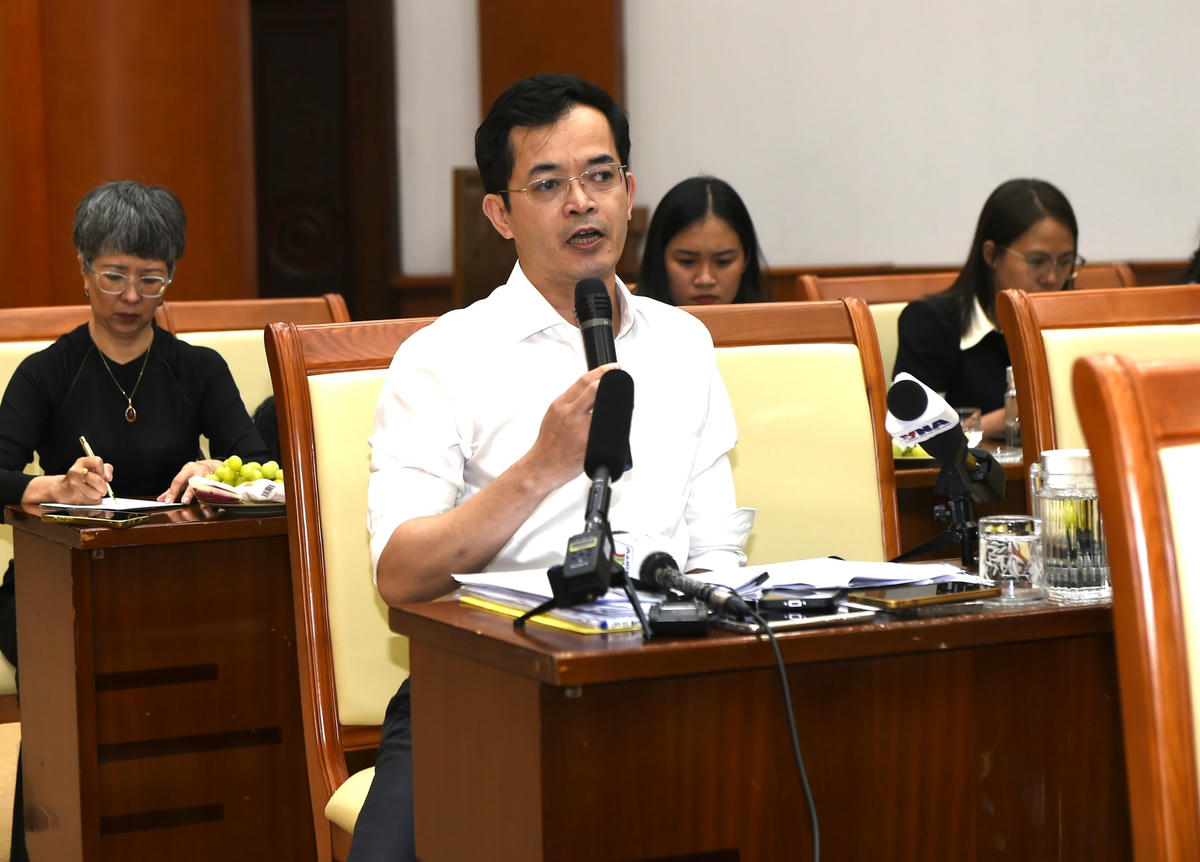 Đại diện Cục CST