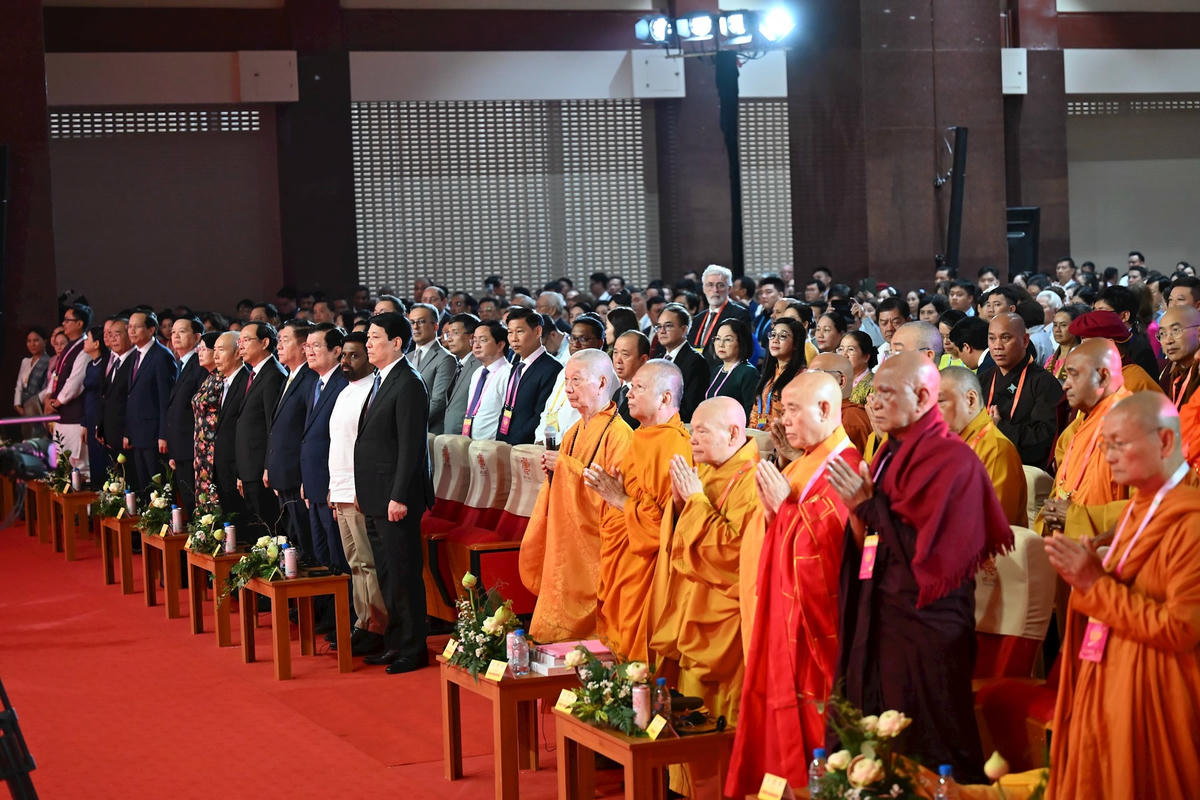 5. Lãnh đạo, nguyên lãnh đạo Đảng, Nhà nước, Mặt trận Tổ quốc Việt Nam cùng đại biểu dự Đại lễ Vesak 2025. (Ảnh BTC).