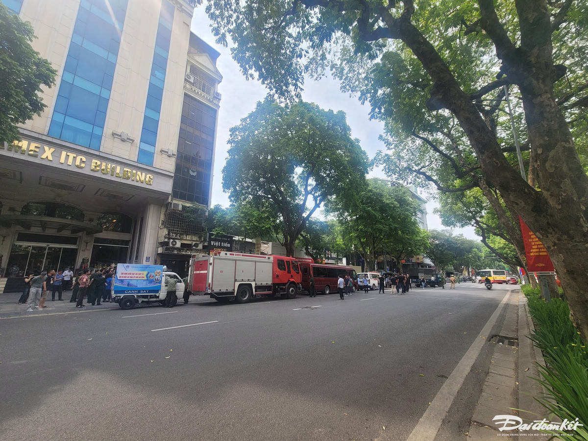 Thời gian tổ chức thực hiện cưỡng chế bắt đầu từ ngày 22/5 cho đến khi thực hiện xong việc cưỡng chế thu hồi đất. Tài sản bị cưỡng chế sẽ di chuyển về quỹ nhà của thành phố tại xã Xuân Nộn, huyện Đông Anh, Hà Nội.