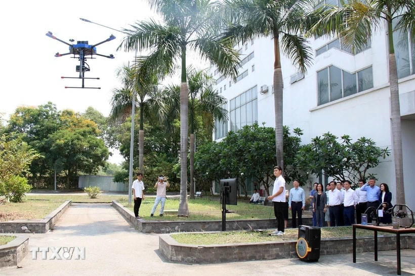 Thiết bị bay không người lái. (Ảnh: Tiến Lực/TTXVN)