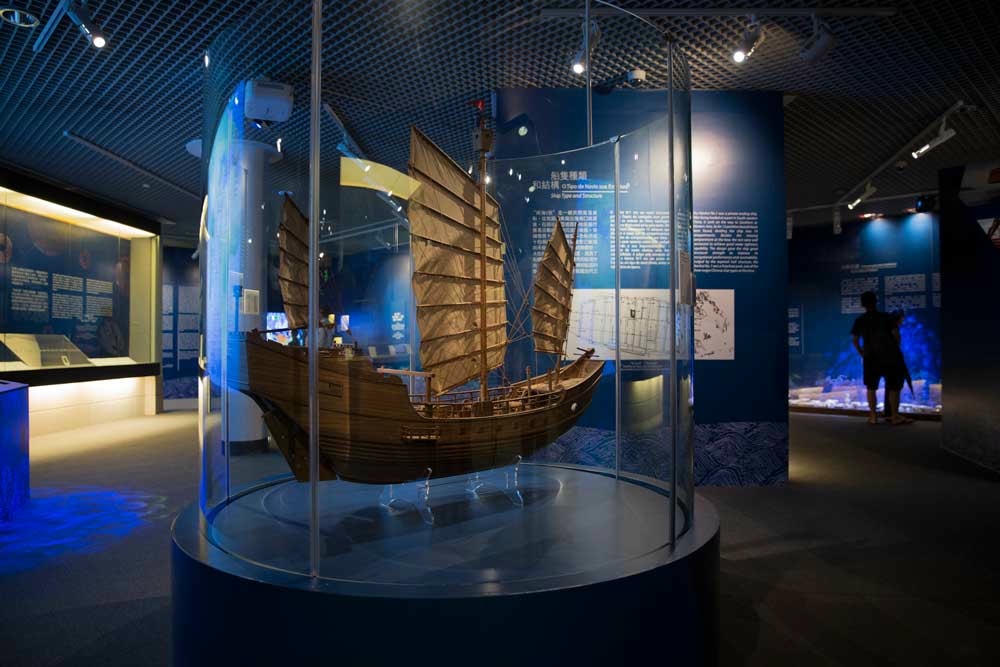 Bản sao quy mô nhỏ của con tàu Nam Hải số 1. Ảnh: Macao.