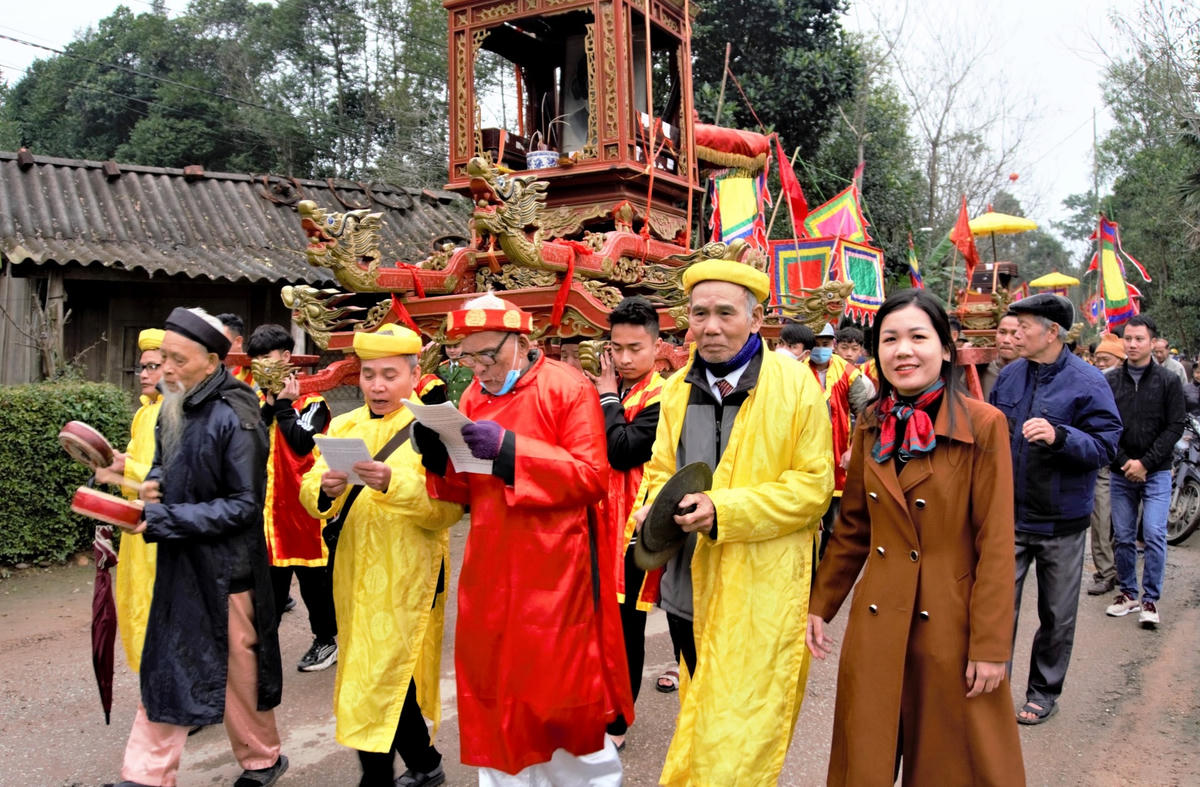 Rước sắc phong và bảo vật của vị vua yêu nước Hàm Nghi