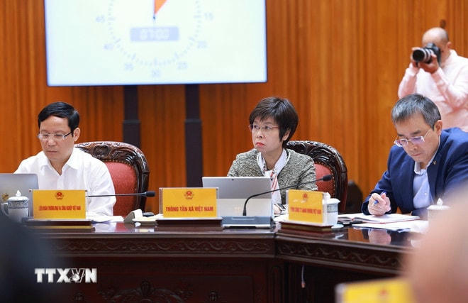 Đại diện các cơ quan, bộ, ngành tham dự cuộc họp. (Ảnh: Dương Giang/TTXVN) ttxvn-thuong-truc-chinh-phu-ap-thue-xuat-khau-5.jpg