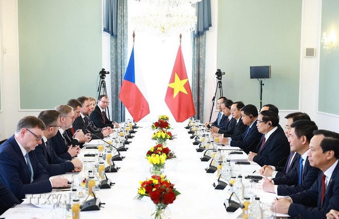 Thủ tướng Phạm Minh Chính hội đàm với Thủ tướng Cộng hòa Séc Petr Fiala. (Ảnh: Dương Giang/TTXVN) ttxvn-thu-tuong-pham-minh-chinh-sec-hoi-dam-hep-1-396.jpg