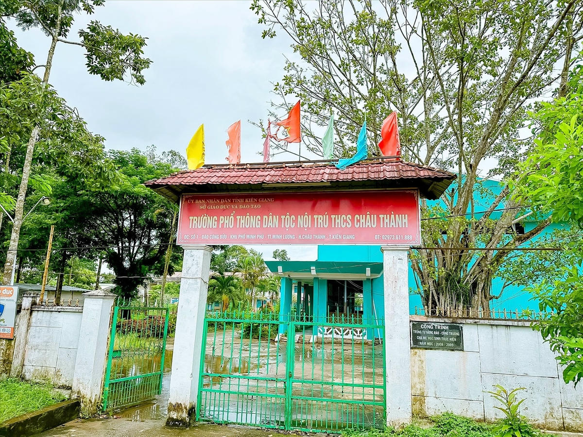 rường phổ thông Dân tộc nội trú trung học cơ sở Châu Thành là 1 trong 3 trường được đầu tư sửa chữa nâng cấp từ nguồn Chương trình MTQG 1719.