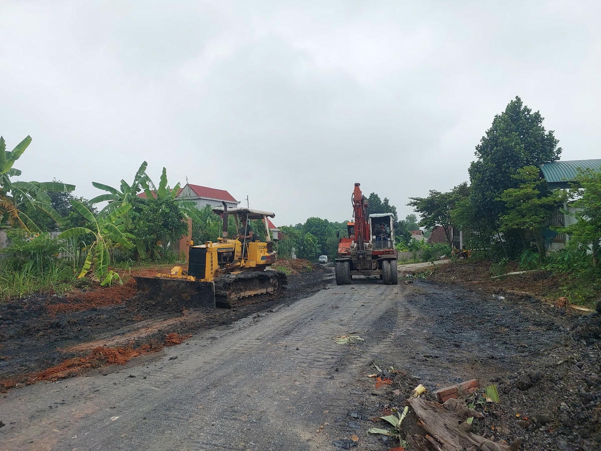 Chủ đầu tư và đơn vị thi công cho biết sẽ cố gắng hoàn thành dự án trước tiến độ. Ảnh: Tuấn Trung