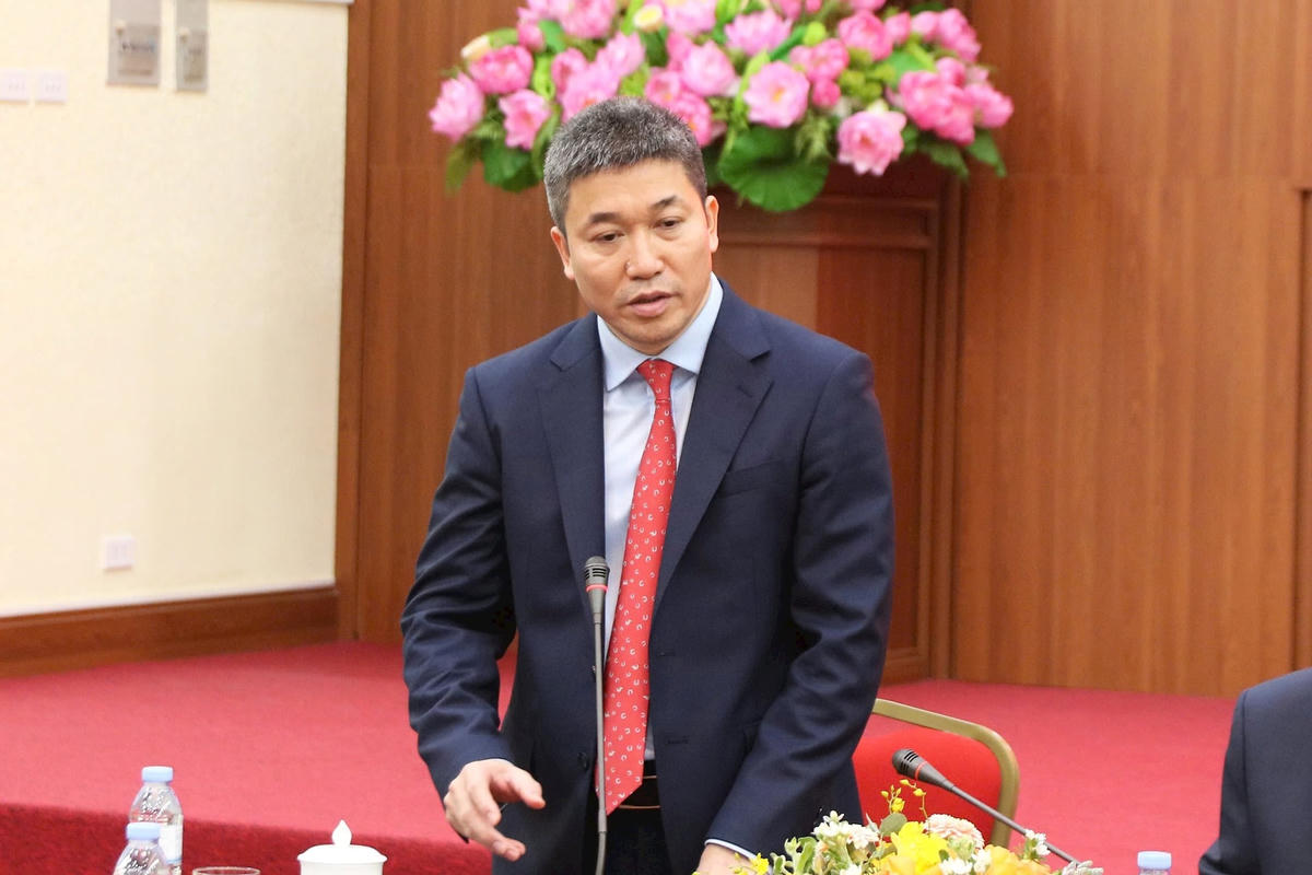 Ông Phan Anh Sơn - Chủ tịch Liên hiệp các tổ chức hữu nghị Việt Nam phát biểu tại buổi gặp gỡ. Ảnh: Tiến Đạt.