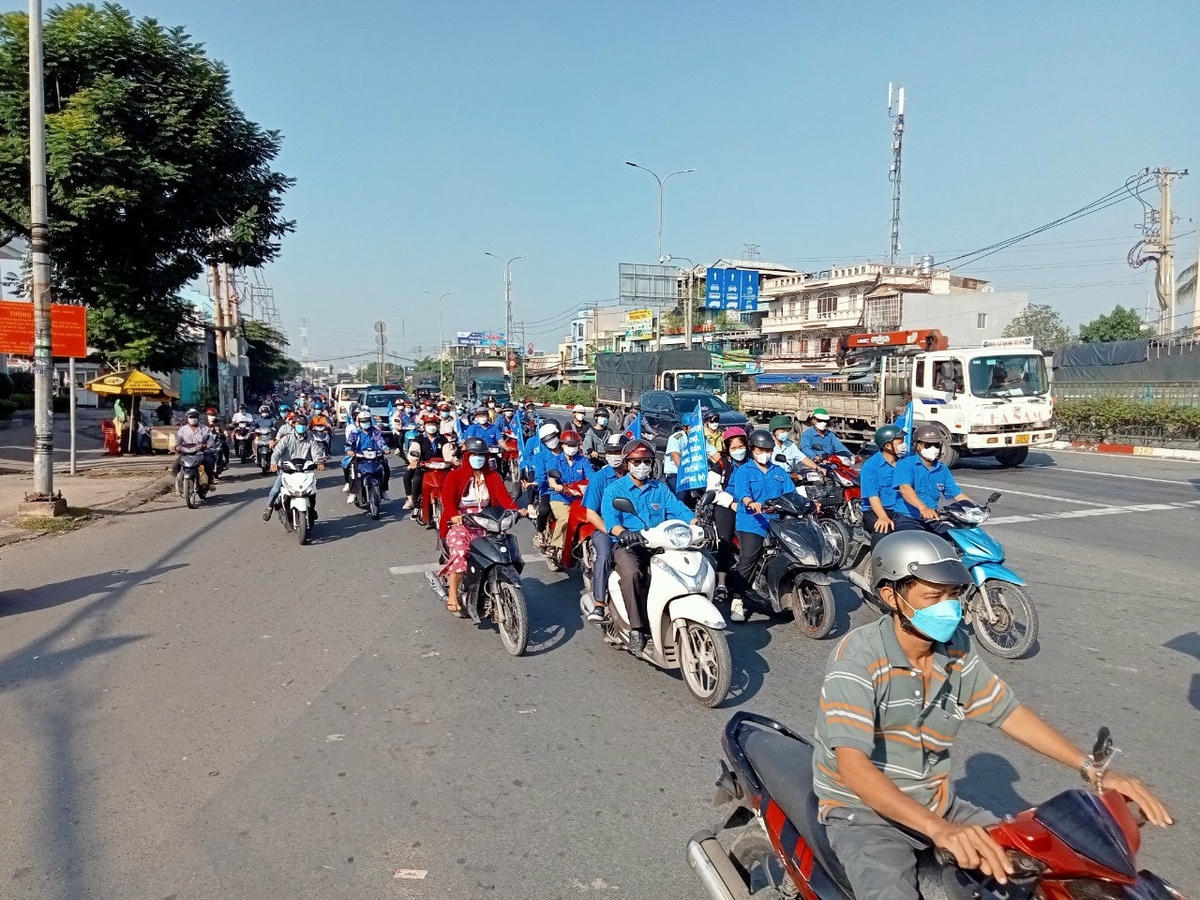 Một số hình ảnh về hoạt động phát loa tuần hành.