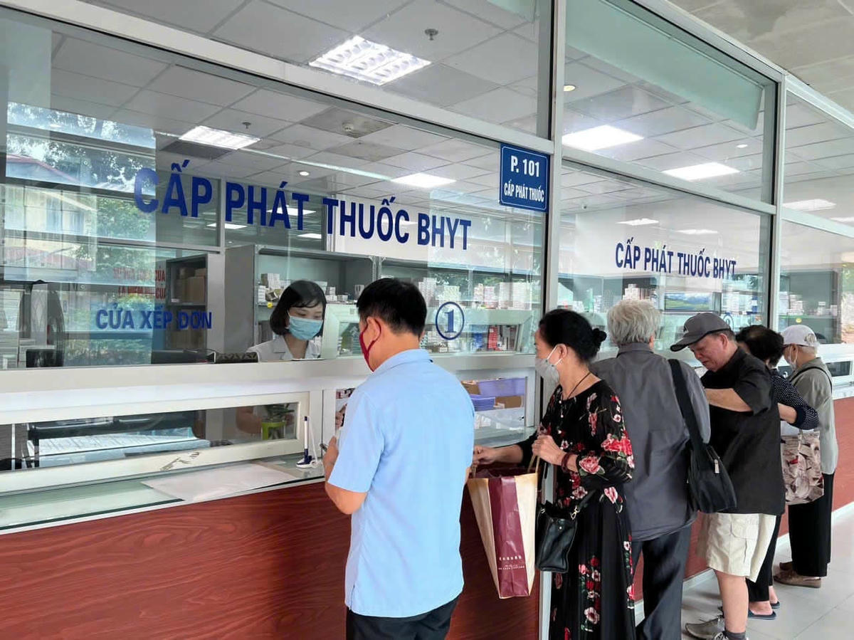 phát thuốc BHYT