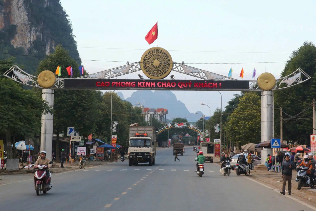 Việc sắp xếp đơn vị hành chính phải bám sát vào 6 tiêu chí đã được Bộ Chính trị thống nhất. Ảnh: Quang Vinh.