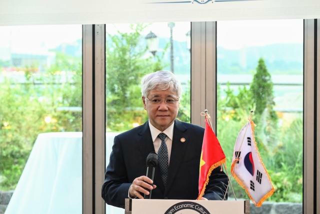 Chủ tịch Ủy ban Trung ương Mặt trận Tổ quốc Việt Nam Đỗ Văn Chiến phát biểu tại sự kiện ẢnhKOVECA