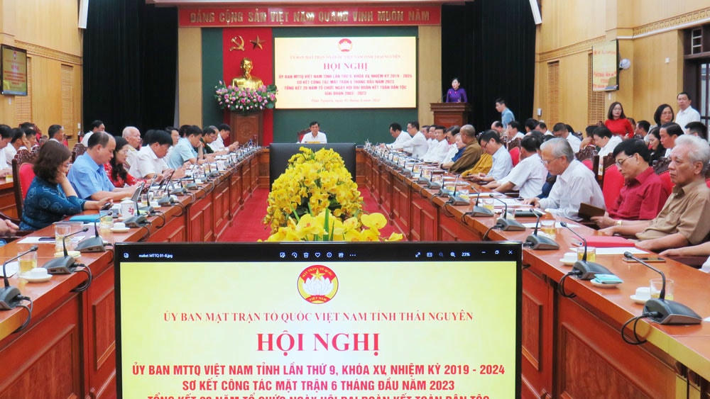 Bí thư Tỉnh ủy Nguyễn Thanh Hải phát biểu chỉ đạo tại Hội nghị.