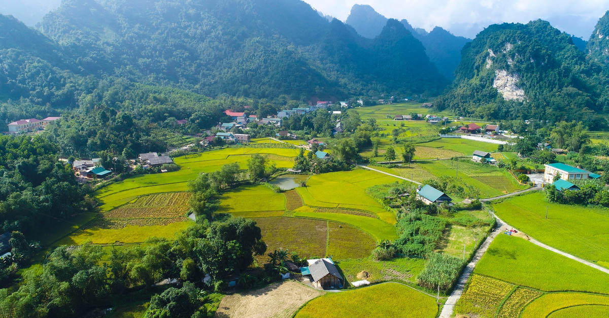Vẻ đẹp khó cưỡng ở bản làng Khuôn Hà, Lâm Bình. Quá đẹp và yên bình.
