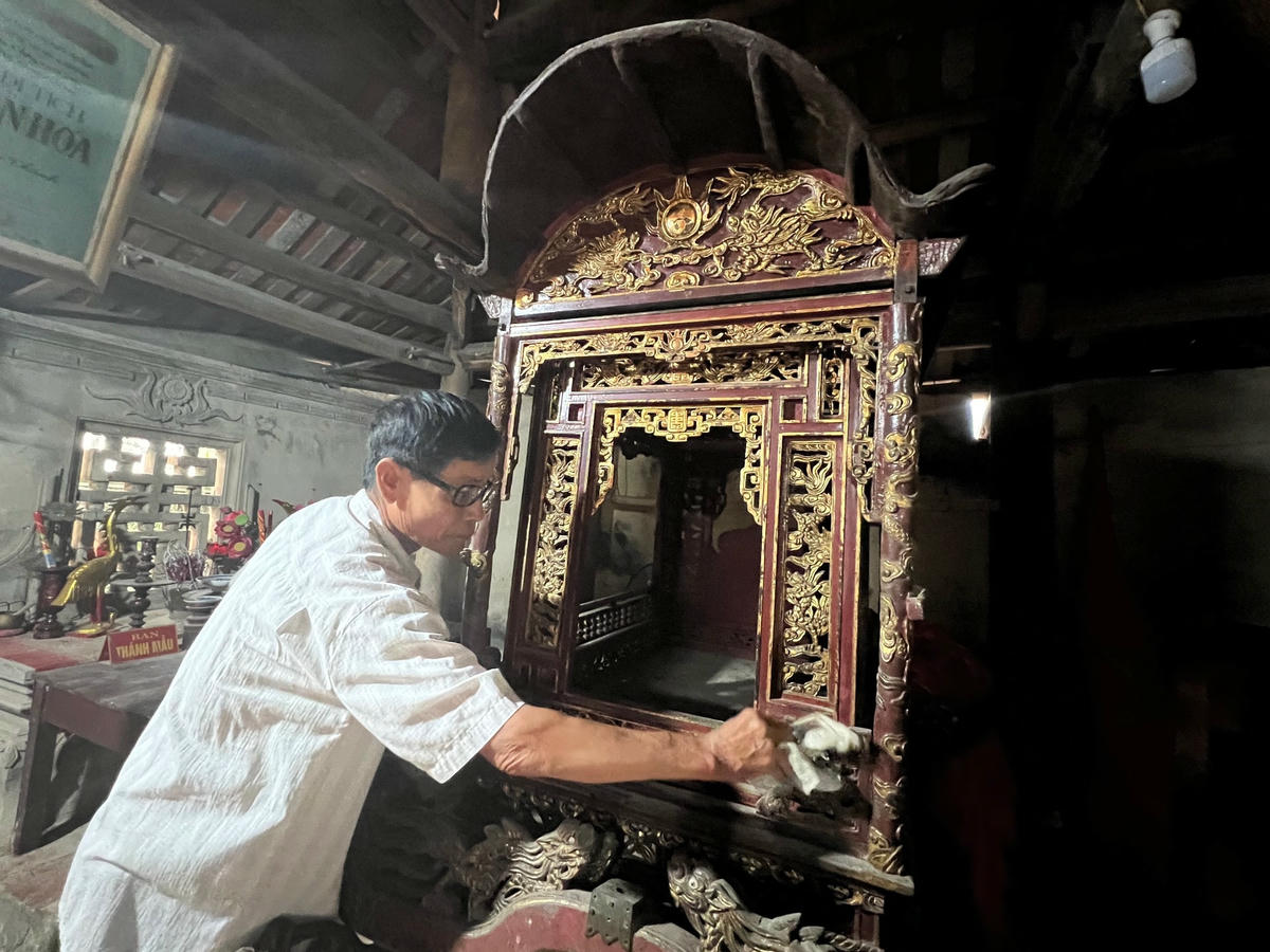 Kiệu bát cống dát vàng có từ lâu đời.