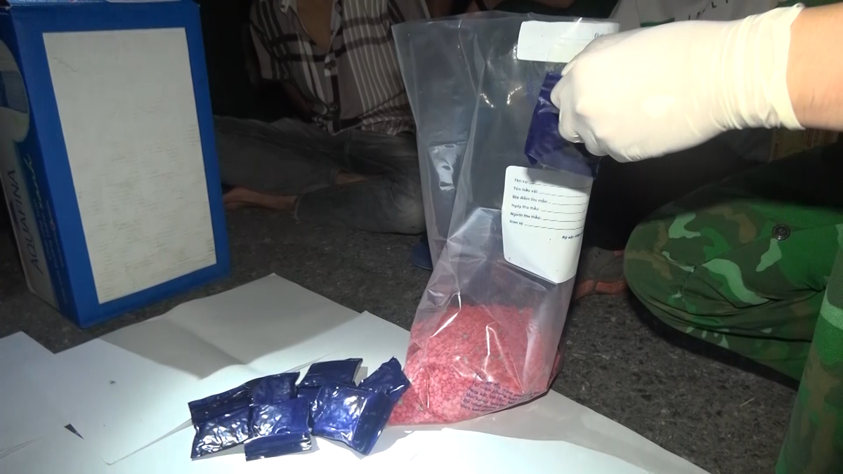 Nhật được thuê vận chuyển 19.000 viên ma túy với giá 2 triệu đồng..