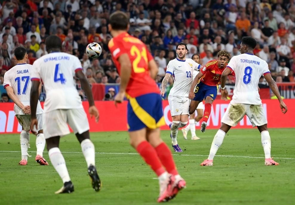 (Nguồn: Getty Images) Tay_ban_nha-vs-Phap_1007-16.jpg