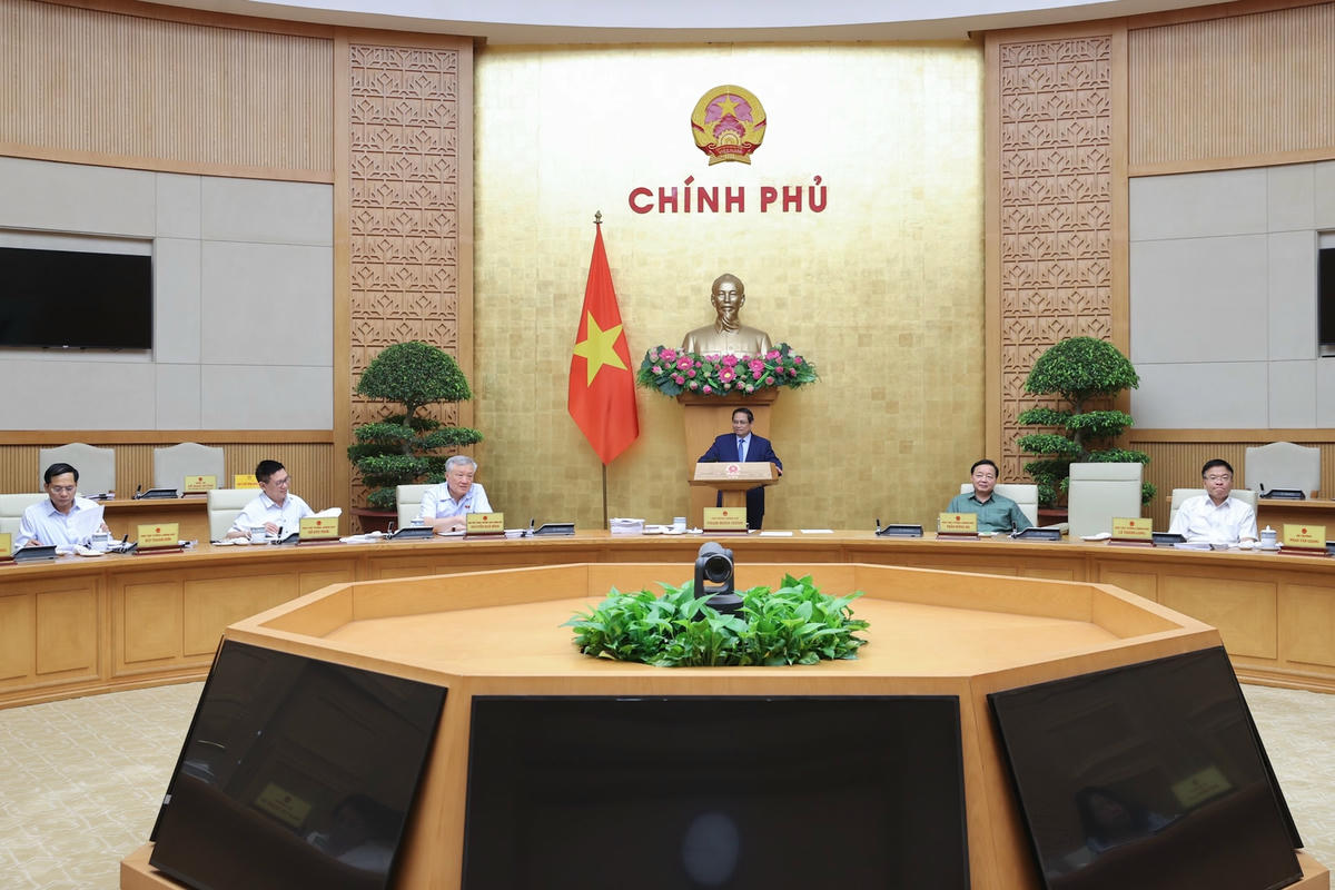 Thủ tướng: Ban hành 28 nghị định về phân cấp, phân quyền, phân định thẩm quyền chậm nhất ngày 15/6- Ảnh 2. Thủ tướng: Ban hành 28 nghị định về phân cấp, phân quyền, phân định thẩm quyền chậm nhất ngày 15/6- Ảnh 2.