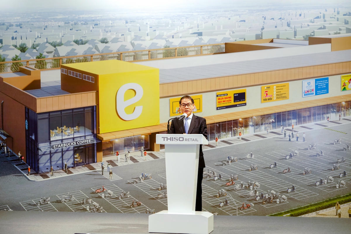 1. Ông Trần Bá Dương - Chủ tịch Hội đồng Quản trị THACO phát biểu tại Hội nghị.