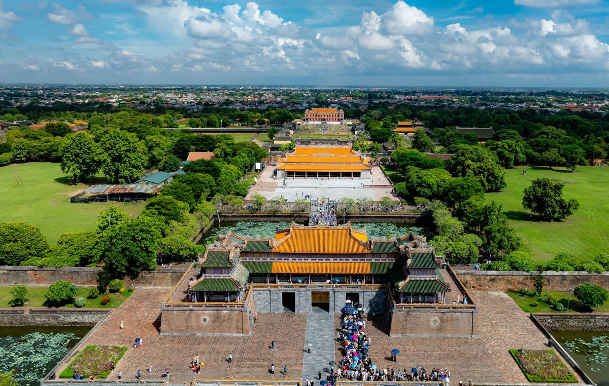 Huế điểm đến hấp dẫn du khách. Ảnh: Đ.H.