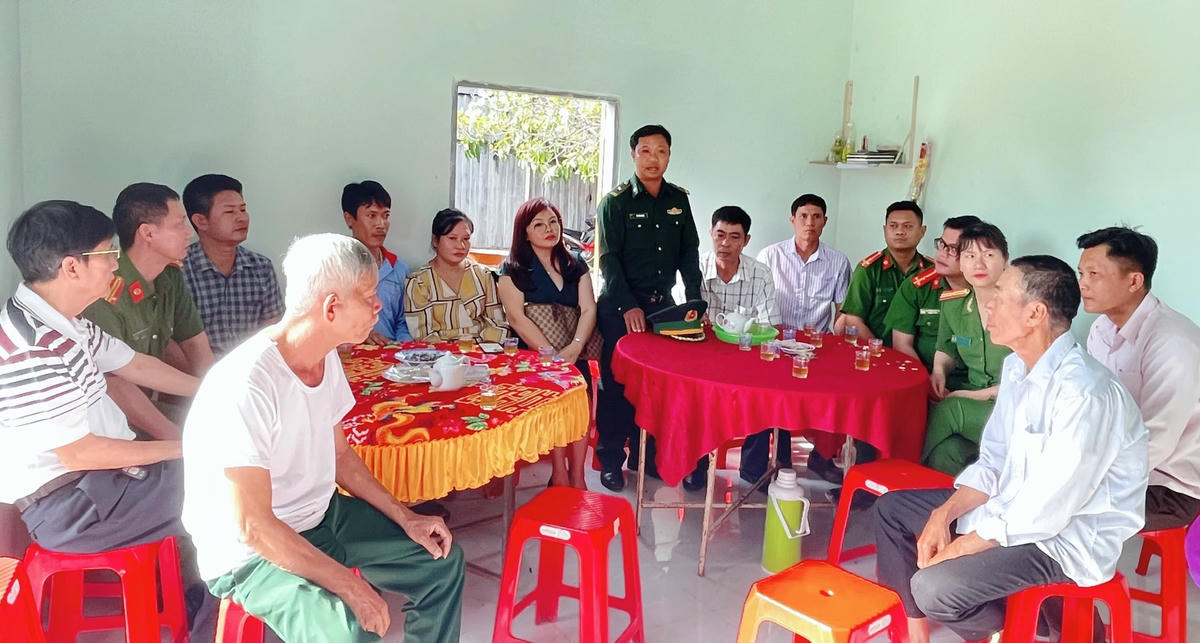 Toàn cảnh buổi Lễ bàn giao nhà Đại Đoàn Kết.