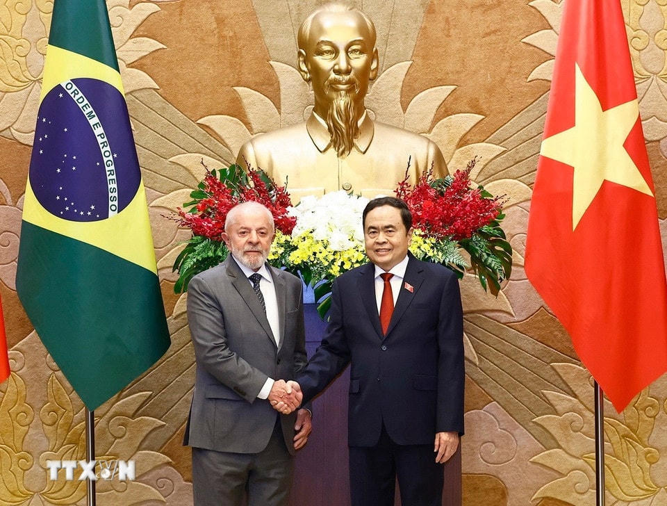 Chủ tịch Quốc hội Trần Thanh Mẫn hội kiến Tổng thống Cộng hòa Liên bang Brazil Luiz Inácio Lula da Silva. (Ảnh: Doãn Tấn/TTXVN)