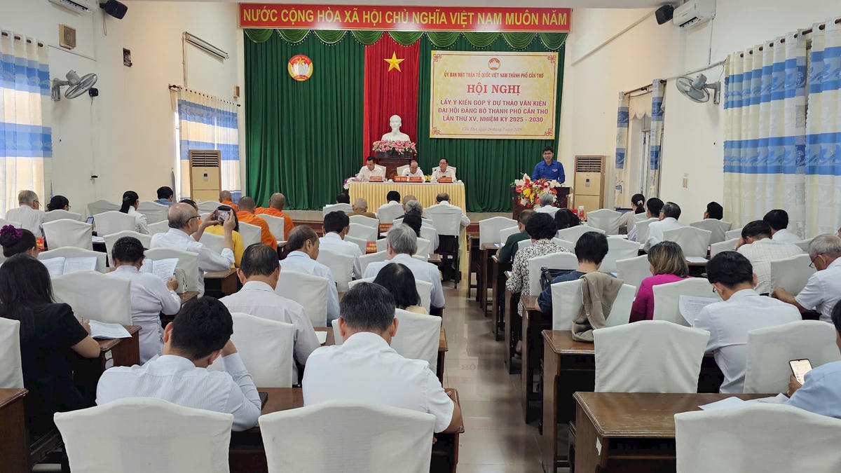 Toàn cảnh hội nghị. Ảnh