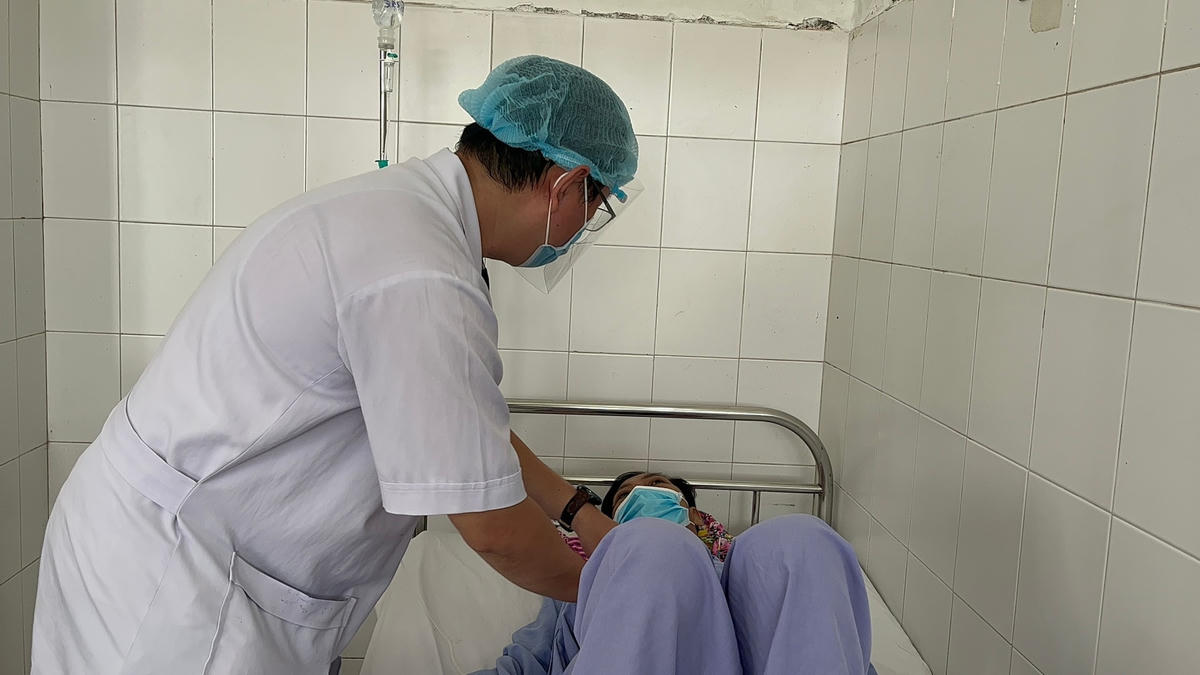 Hiện trạng bệnh nhân đã ổn định, tỉnh táo sau can thiệp.