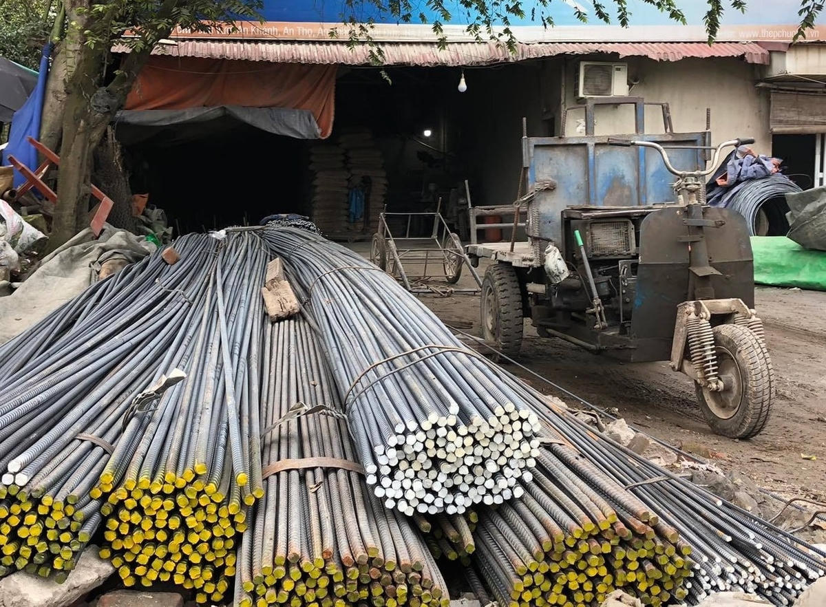 Giá thép cuộn CB240 tăng lên giá 17,3 triệu đồng/ tấn từ ngày 12/2