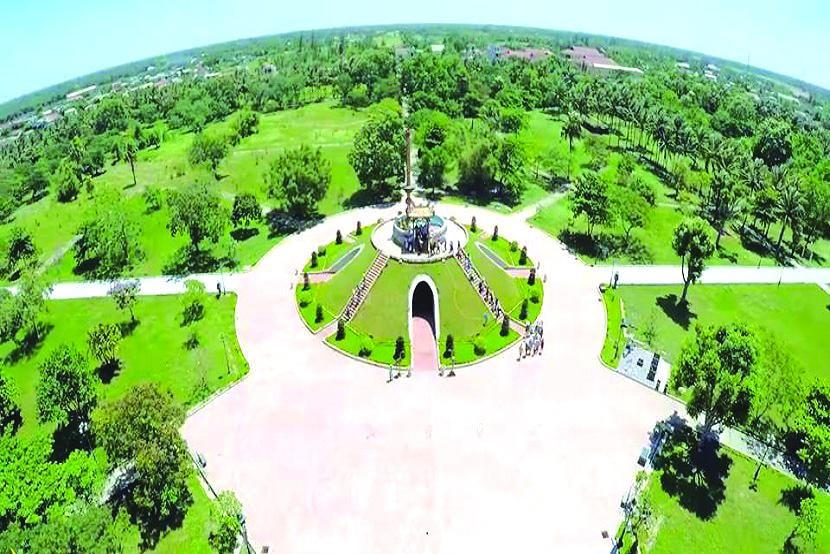 Khu tưởng niệm Thành cổ Quảng Trị. Ảnh: IT.