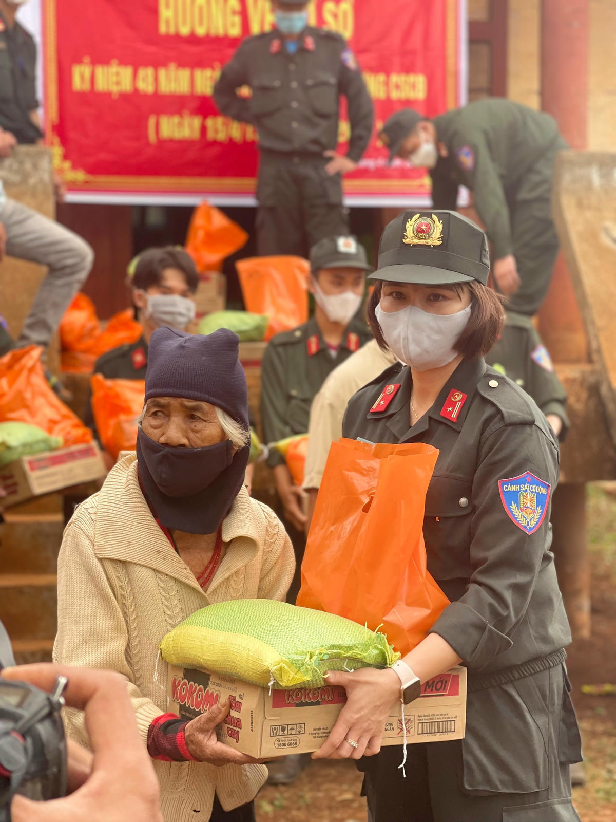 Những món quà ý nghĩa, giúp hoàn cảnh đặc biệt khó khăn có thêm động lực vươn lên trong cuộc sống.