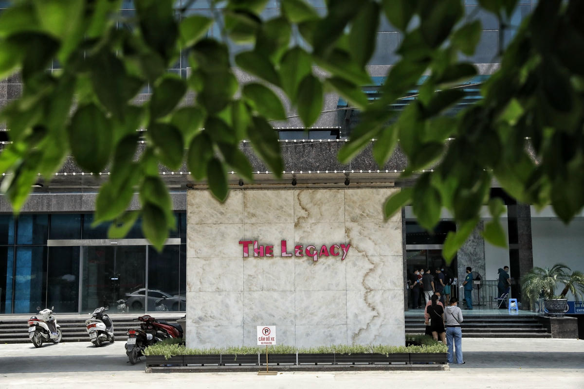 [ẢNH] Chung cư ở Nguỵ Như Kon Tum cách ly sau khi có cư dân dương tính SARS-CoV-2 - Ảnh 1