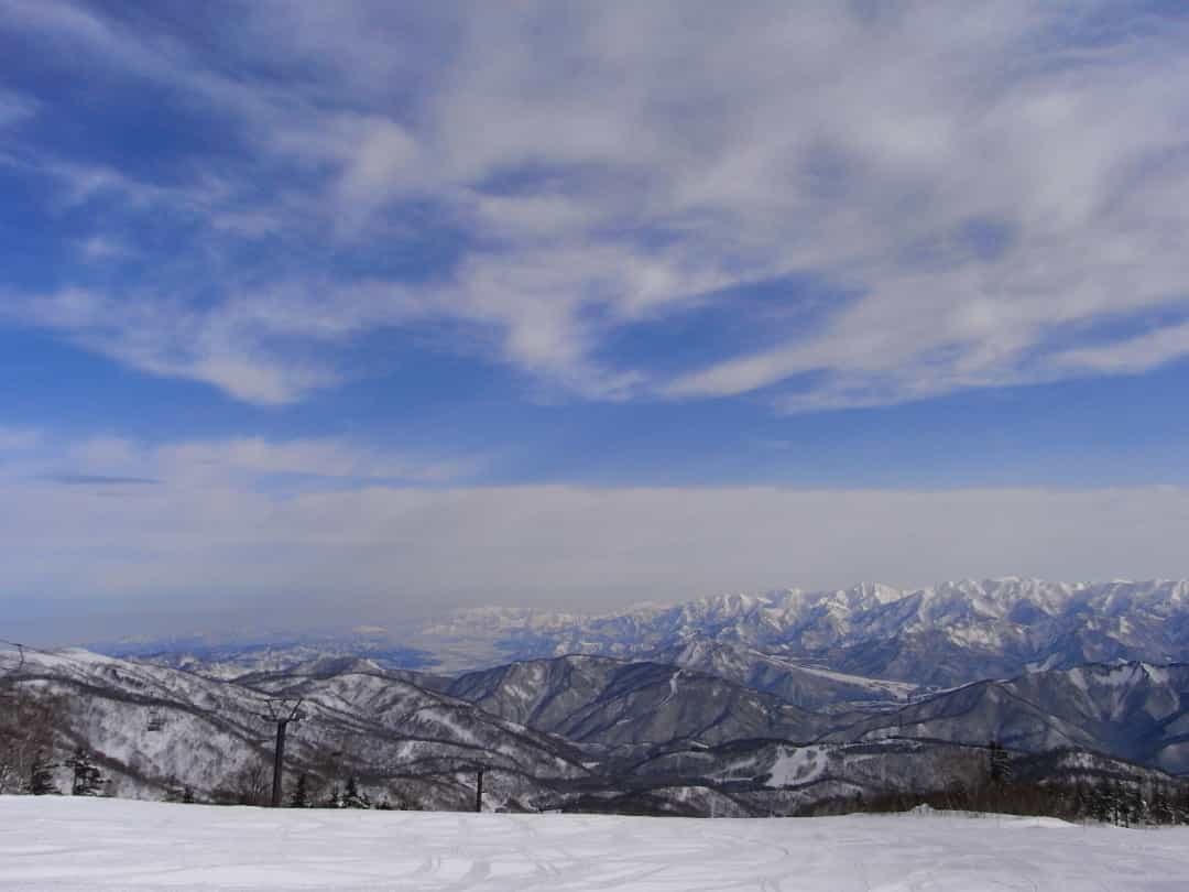 Trận tuyết lở năm 1918 đã tàn phá ngôi làng Mitsumata ở Nhật Bản, phá hủy hơn 30 ngôi nhà và giết chết 158 người.