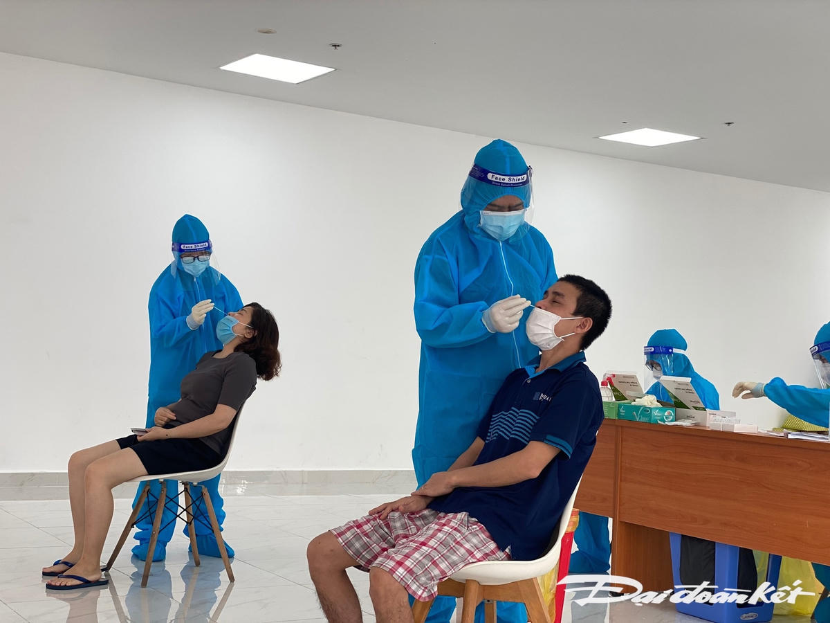 TP HCM  tiếp tục triển khai công tác xét nghiệm tại địa bàn dân cư từ nay đến ngày 30/9/2021