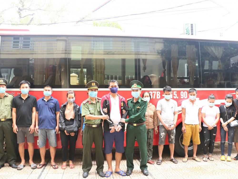 Đối tượng Nguyễn Văn Hùng bị bắt giữ.