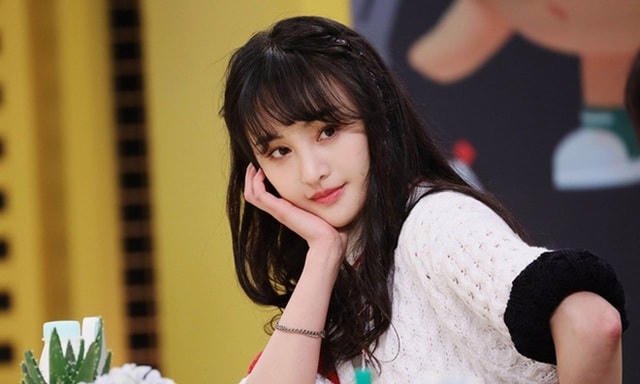 Trịnh Sảng lên tiếng về vụ việc nữ diễn viên 9x thuê người sinh con hộ và bỏ rơi con ở Mỹ.