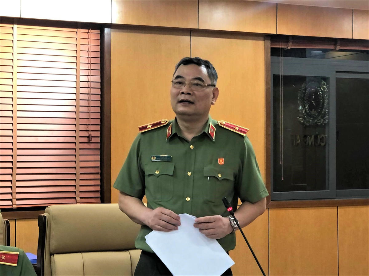 Thiếu tướng Tô Ân Xô, Chánh Văn phòng, người Phát ngôn Bộ Công an báo cáo công tác ngành công an trong năm 2020 (Ảnh: Hồng Phúc).